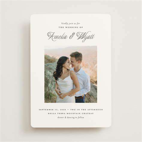 Expert Advice on Crafting Personalized Wedding Invitations